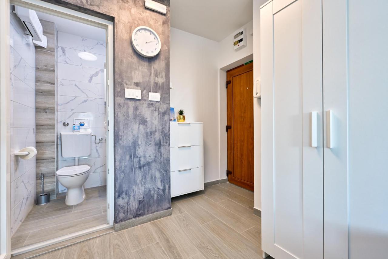 Apartman Michael / Novalja / Zrce Extérieur photo