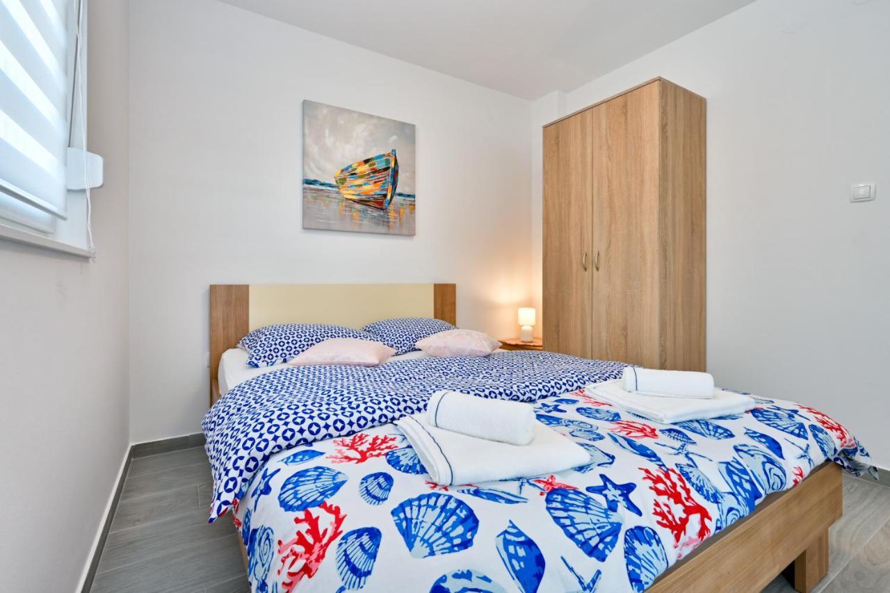 Apartman Michael / Novalja / Zrce Extérieur photo