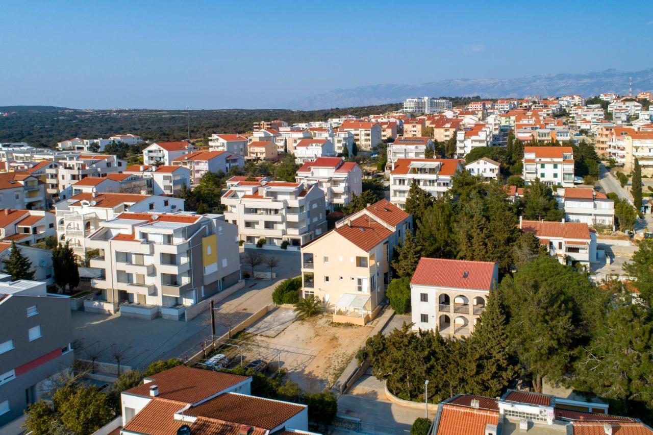 Apartman Michael / Novalja / Zrce Extérieur photo